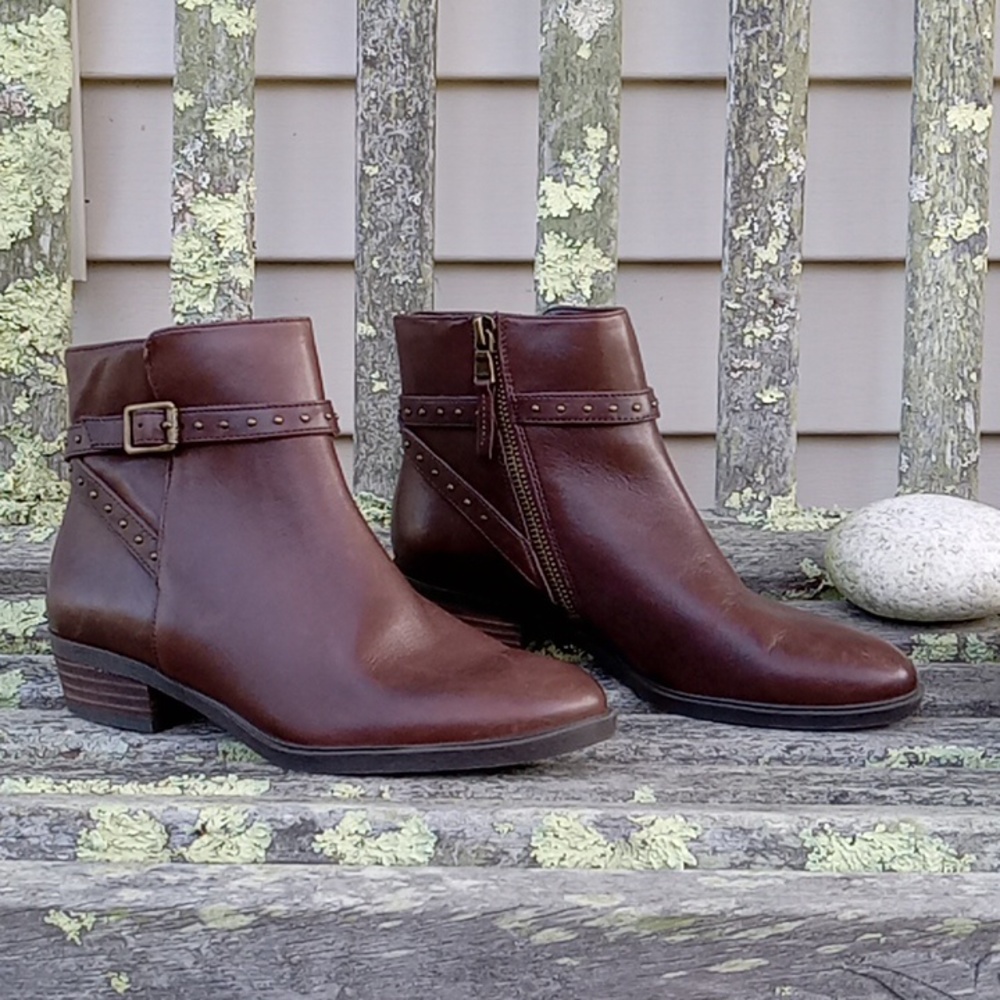 Lauren Ralph Lauren Brown Genuine Leather Shaw Studded Strap Zip Ankle Boots 6 - Picture 1 of 9